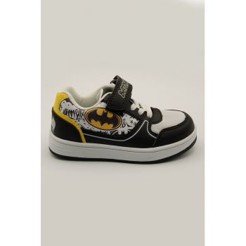 Pantofi sport cu velcro si imprimeu Batman la reducere