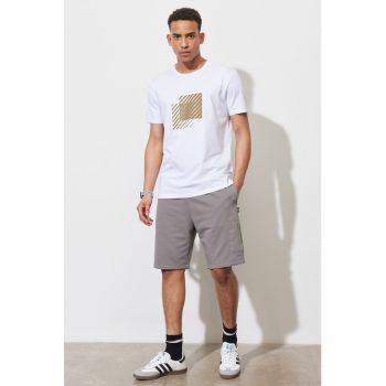 Tricou slim fit cu decolteu la baza gatului