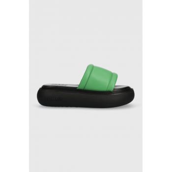 Tommy Jeans slapi de piele VOLUME SANDAL femei, culoarea verde, cu platforma, EN0EN02076