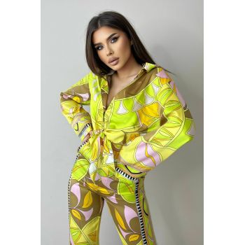 Compleu de Dama din Doua Piese, Pantaloni Lungi Lejeri si Camasa cu Maneci Lungi, Dubai Vibes, Multicolor pe Fond Galben