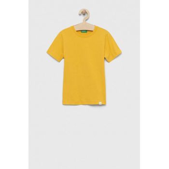 United Colors of Benetton tricou de bumbac pentru copii culoarea galben, neted
