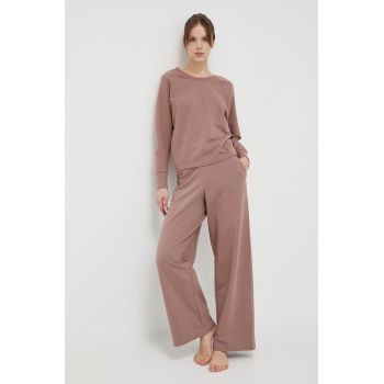 4F pantaloni de trening culoarea roz, neted