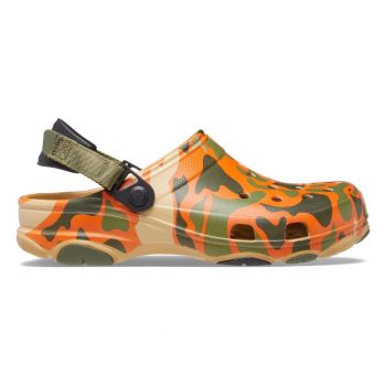 Saboti Crocs Classic All Terrain Camo Clog Maro - Tan/Multi ieftini