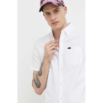 Superdry camasa din bumbac barbati, culoarea alb, cu guler button-down, regular de firma originala