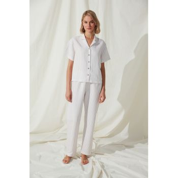 Pijama cu model in dungi