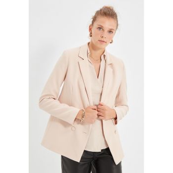 Sacou cu model cu doua randuri de nasturi