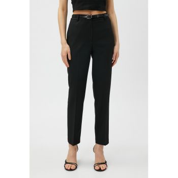 Pantaloni cu talie inalta