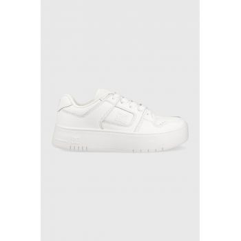 DC sneakers din piele culoarea alb