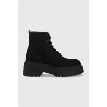 Tommy Jeans ghete LACE UP FESTIV BOOTS femei, culoarea negru, EN0EN02133 de firma originali