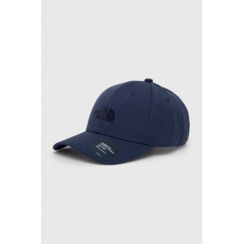The North Face șapcă culoarea bleumarin, cu imprimeu de firma originala