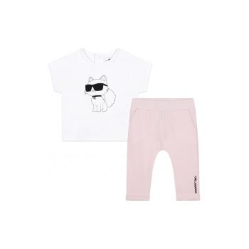 Set de tricou si pantaloni cu imprimeu