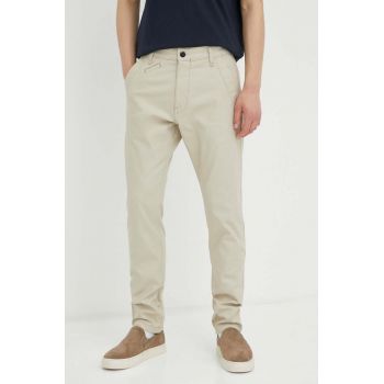 G-Star Raw pantaloni barbati, culoarea bej, cu fason chinos de firma originali