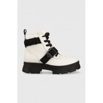 UGG bocanci de piele W Ashton Lace Up femei, culoarea alb, cu platforma