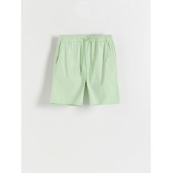 Reserved - Pantaloni scurți regular jogger - Verde