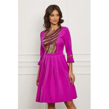 Rochie Dy Fashion magenta cu imprimeu pe bust si pliuri pe fusta