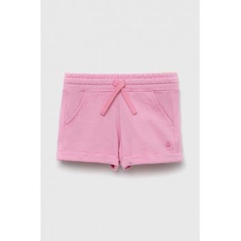 United Colors of Benetton pantaloni scurți din bumbac pentru copii culoarea roz, neted, talie reglabila de firma originali