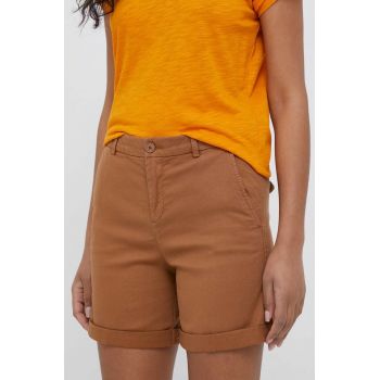 United Colors of Benetton pantaloni scurti femei, culoarea maro, neted, medium waist ieftini