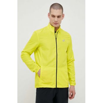Asics jachetă de alergare Core culoarea verde, de tranzitie ieftina