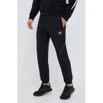 Reebok Classic pantaloni de trening culoarea negru, neted