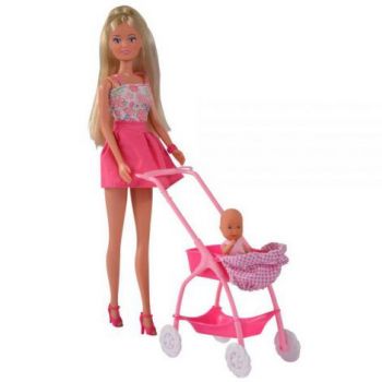 Papusa Simba Steffi Love Baby Walk 29 cm roz cu carucior si accesorii la reducere