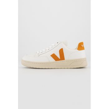 Pantofi sport de piele cu garnituri de piele intoarsa
