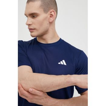 adidas Performance tricou de antrenament Train Essentials culoarea bleumarin, uni IC7429 de firma original