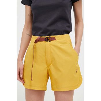 Peak Performance pantaloni scurți outdoor Vislight Light culoarea galben, neted, high waist