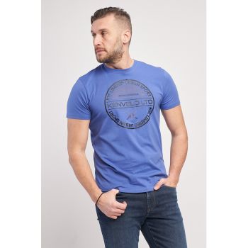 Tricou cu imprimeu si decolteu la baza gatului