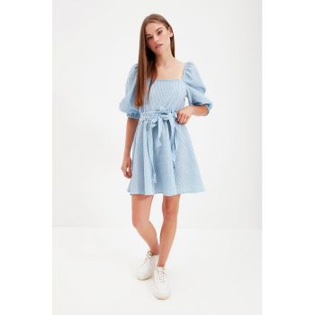 Rochie evazata cu model in carouri