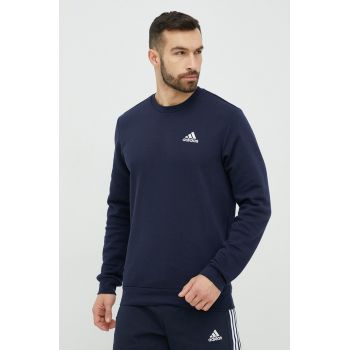 adidas bluză bărbați, culoarea bleumarin, cu imprimeu H42002 ieftin