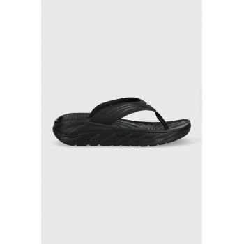 Hoka  slapi Ora Recovery Flip barbati, culoarea negru