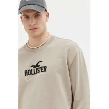 Hollister Co. bluza barbati, culoarea bej, cu imprimeu
