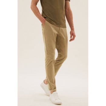 Pantaloni chino slim fit