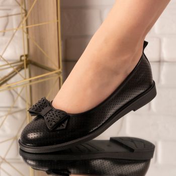 Pantofi dama casual cu funda din piele ecologica perforati Negri Claribel Marimea 40 Pantofi dama casual cu funda din piele ecologica perforati Negri Claribel Marimea 40