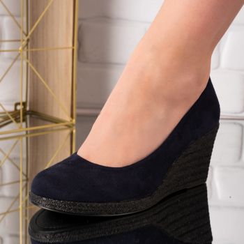 Pantofi dama din piele ecologica intoarsa Albastri Erva Marimea 36 Pantofi dama din piele ecologica intoarsa Albastri Erva Marimea 36