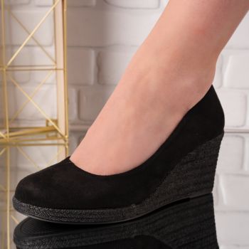 Pantofi dama din piele ecologica intoarsa Negri Erva Marimea 37 Pantofi dama din piele ecologica intoarsa Negri Erva Marimea 37