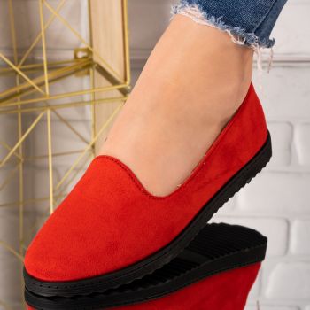 Pantofi dama din piele ecologica intoarsa Rosu Kadri Marimea 37 Pantofi dama din piele ecologica intoarsa Rosu Kadri Marimea 37