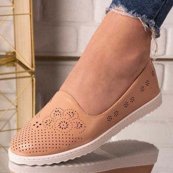 Pantofi dama din piele ecologica perforati Roz Ivana Marimea 39 Pantofi dama din piele ecologica perforati Roz Ivana Marimea 39