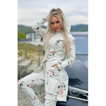 Trening de Dama, din doua Piese,cu Hanorac Lung Incheiat in Capse,si Pantalon Conic, Florencess , Ecru