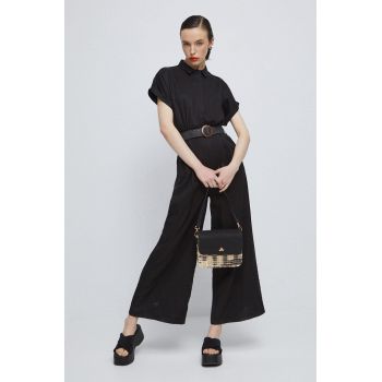 Medicine salopeta culoarea negru, cu guler