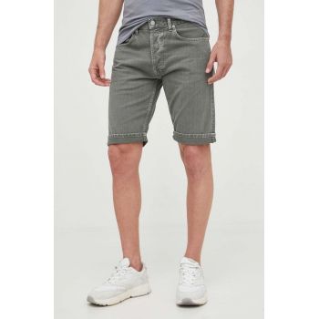 Pepe Jeans pantaloni scurti jeans Callen barbati, culoarea verde de firma originali