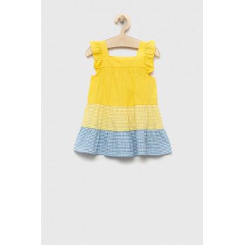 United Colors of Benetton rochie din bumbac pentru copii culoarea galben, mini, evazati