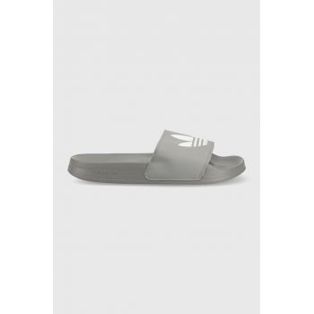 adidas Originals papuci Adilette FU7592 bărbați, culoarea gri FU7592-WHT/GRETHR