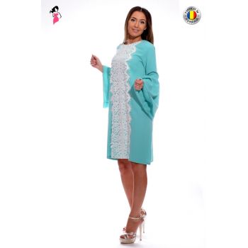 Rochie eleganta cu croi lejer si maneci clopot
