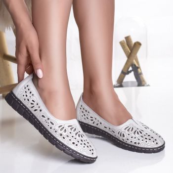 Pantofi dama casual albi din piele naturala opilo