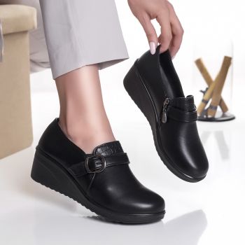 Pantofi dama cu platforma negri din piele ecologica pela la reducere