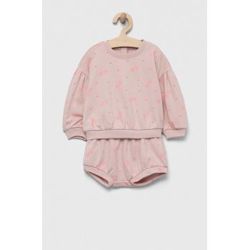 GAP compleu bebe culoarea roz