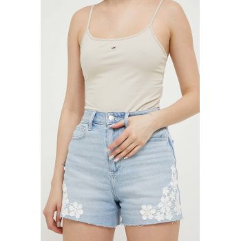 Hollister Co. pantaloni scurti jeans femei, cu imprimeu, high waist