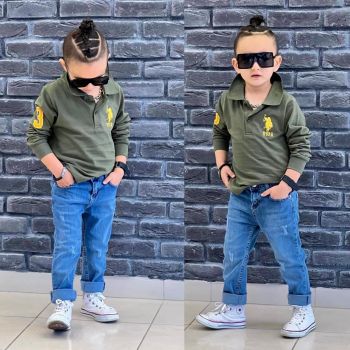 Compleu Verde, Pentru Baieti, 2 Piese, Bluza cu Maneca Lunga si Blugi, 5-12 ani Compleu Verde, Pentru Baieti, 2 Piese, Bluza cu Maneca Lunga si Blugi, 5-12 ani