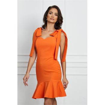 Rochie LaDonna orange scurta cu volan la baza si funde la umeri ieftina